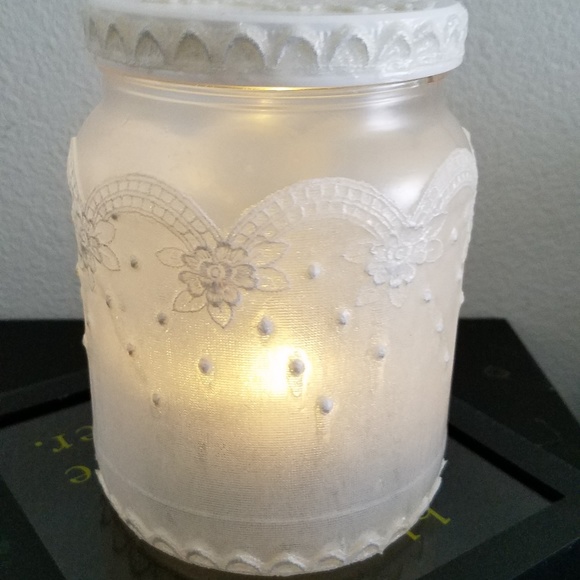 Flameless Candle Holder with Lid Handmade - Picture 2 of 8